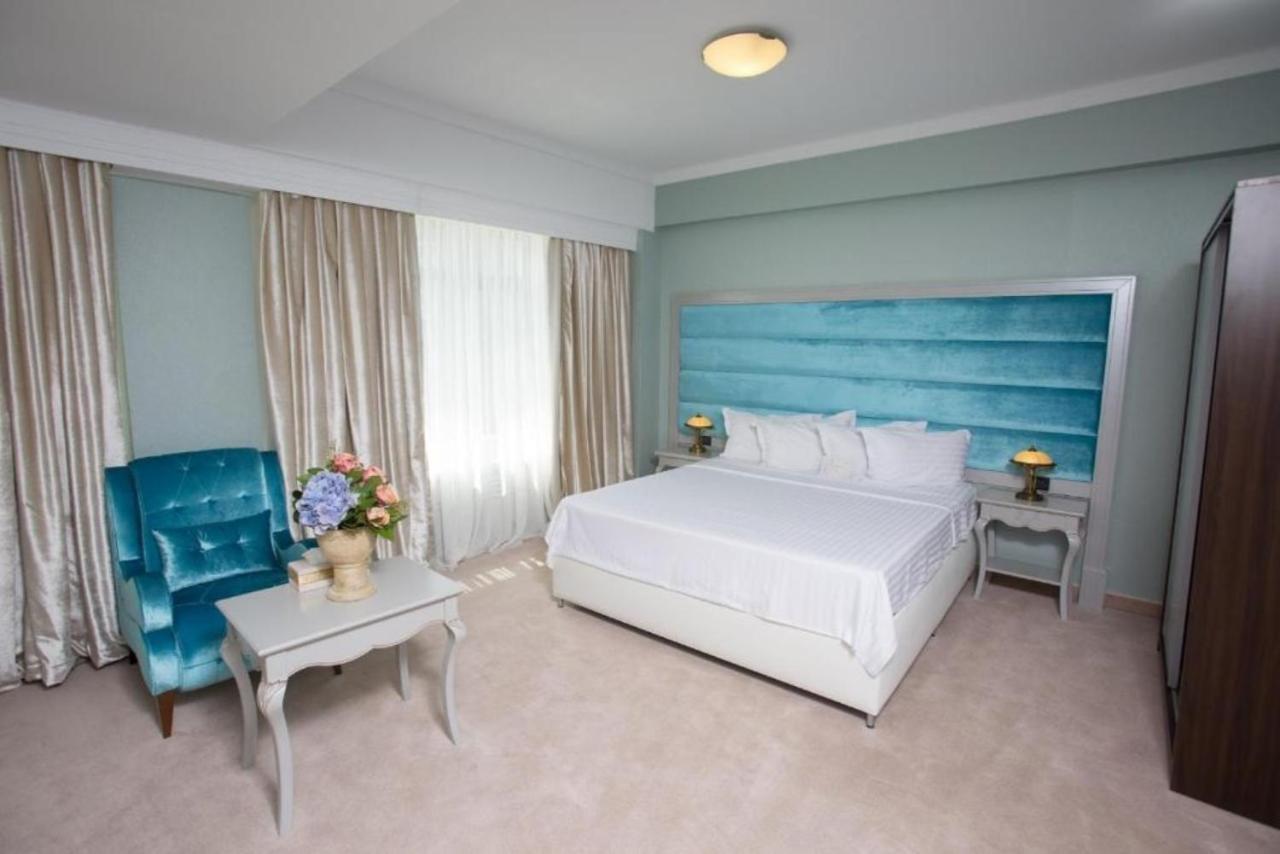 בוקרשט Phoenicia Grand Hotel מראה חיצוני תמונה