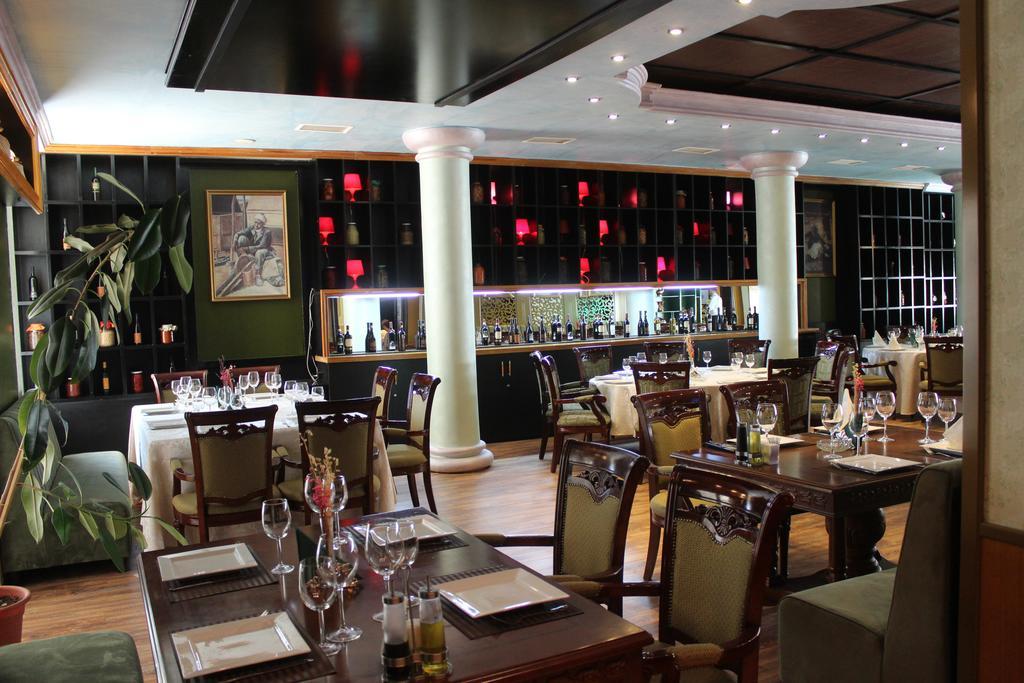 בוקרשט Phoenicia Grand Hotel מראה חיצוני תמונה