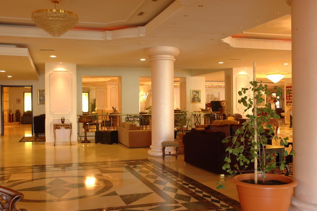 בוקרשט Phoenicia Grand Hotel מראה חיצוני תמונה
