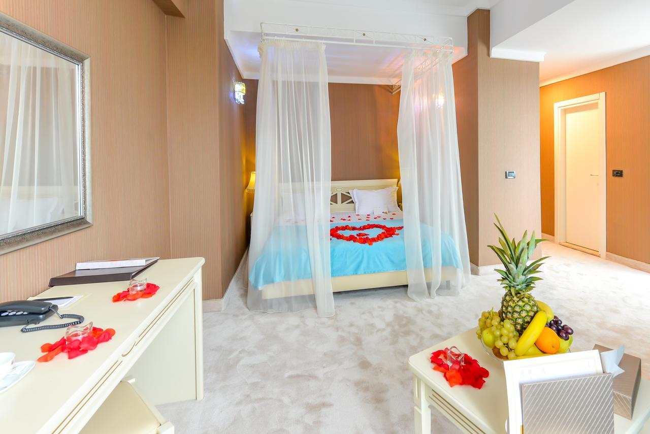 בוקרשט Phoenicia Grand Hotel מראה חיצוני תמונה