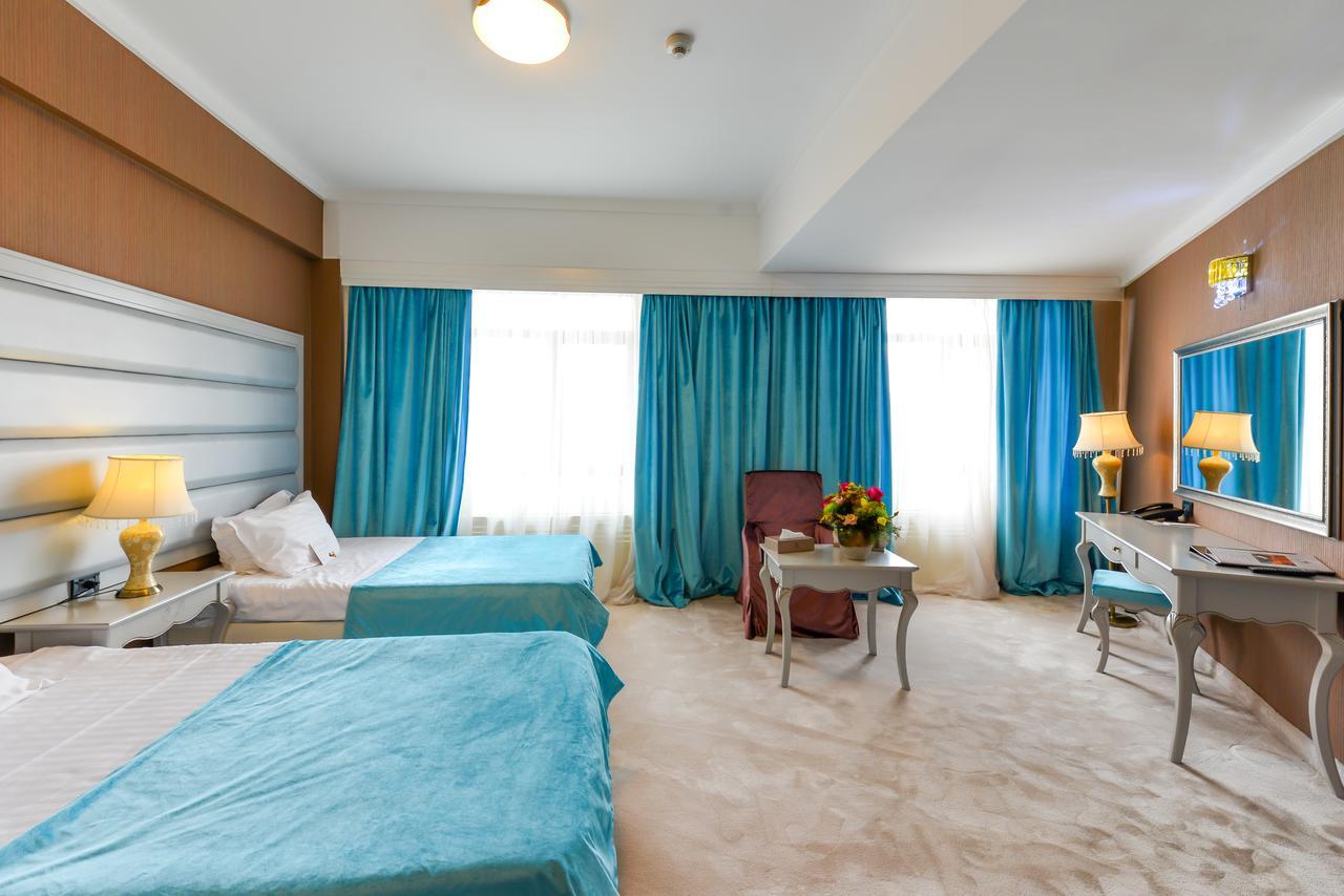 בוקרשט Phoenicia Grand Hotel מראה חיצוני תמונה